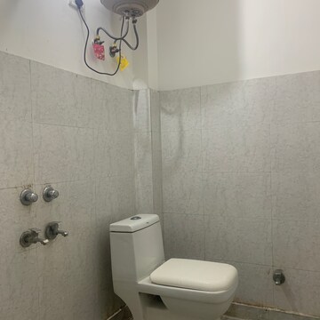 Bathroom in 3 BHK Builder Floor at Adchini – for Rent