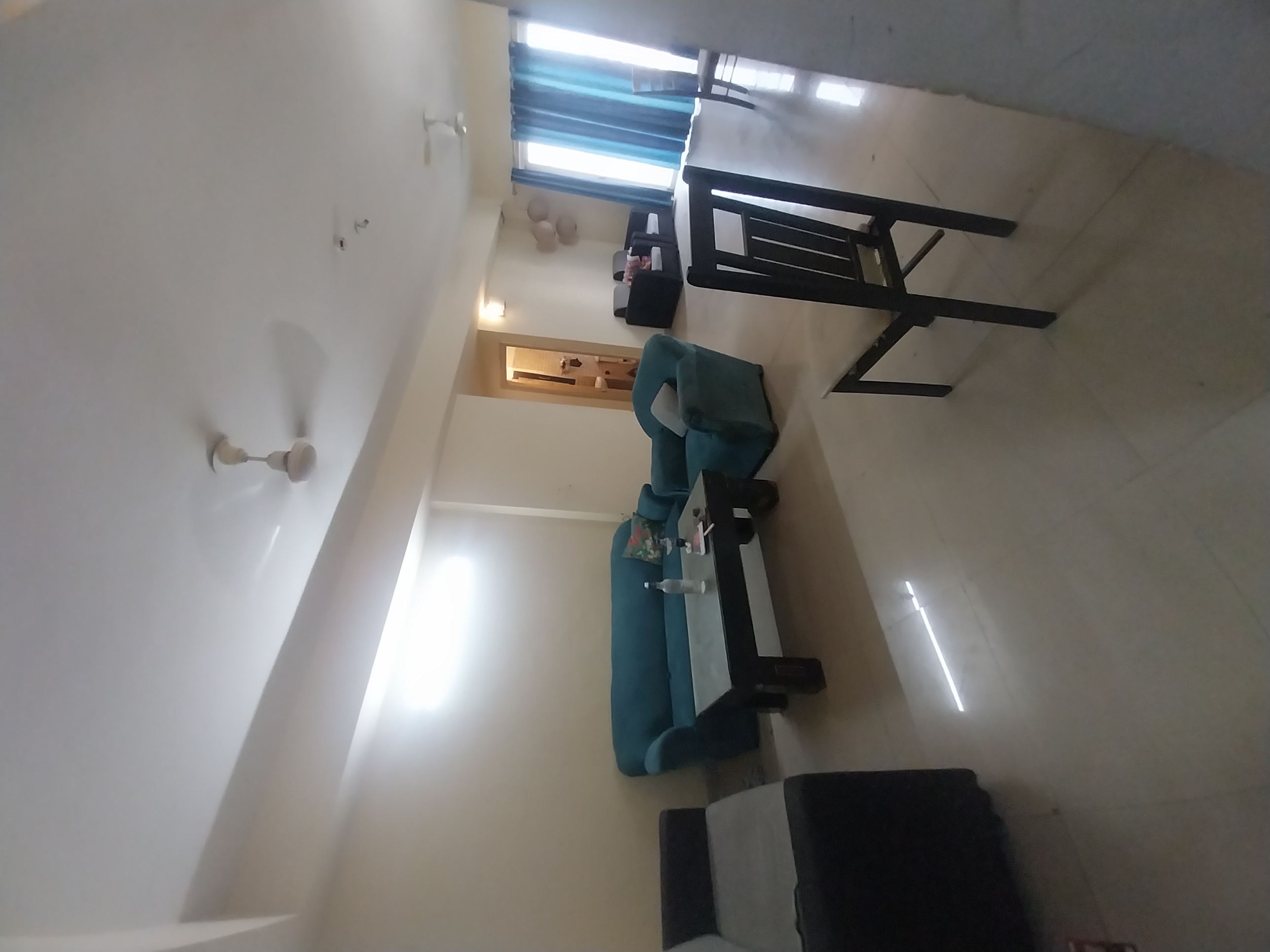 3.5 BHK + Pooja Room Apartment For Rent in Paras Tierea