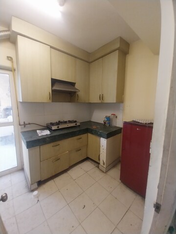 Furnished Amenities in 3.5 BHK Apartment at Paras Tierea, Sector 137 – for Rent