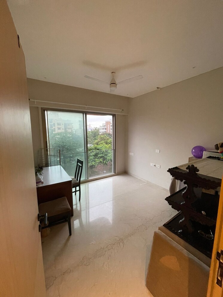 Room, satguru-rendezvous 3 Bedroom 1200 Sq.Ft. Apartment In Bandra West Mumbai 9555540