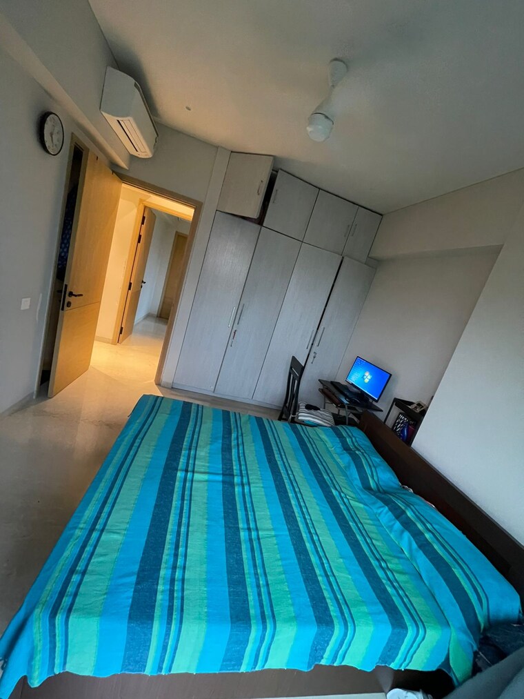 Bedroom, satguru-rendezvous 3 Bedroom 1200 Sq.Ft. Apartment In Bandra West Mumbai 9555540
