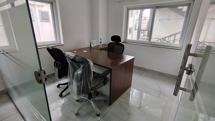 Team Area, madhapur Commercial Office Space 5000 Sq.Ft. In Madhapur Hyderabad 9555580