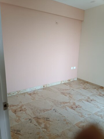 Room in 4 BHK Apartment at SKA Metro Ville, Eta Ii Greater Noida – for Sale