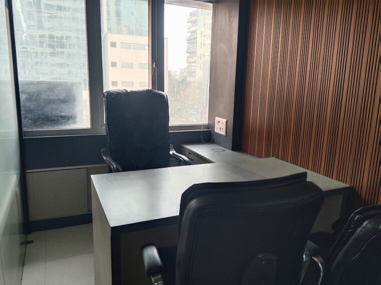Team Area, netaji subhash place Commercial Office Space 810 Sq.Ft. In Netaji Subhash Place Delhi 9555568