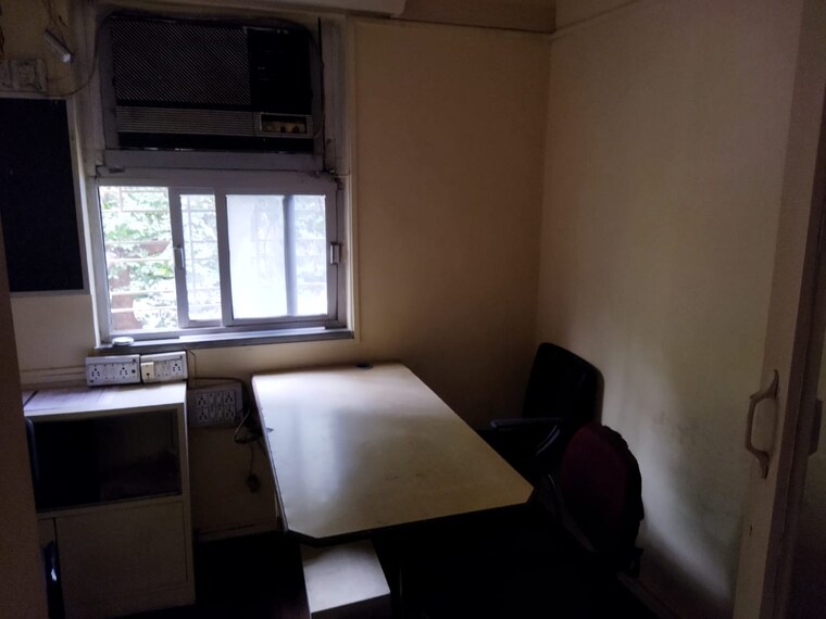 Team Area, j m road Commercial Office Space 530 Sq.Ft. In J M Road Pune 9555577