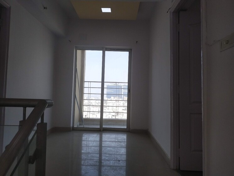 Other, paras-tierea 2.5 Bedroom 1195 Sq.Ft. Apartment In Sector 137 Noida 9555600