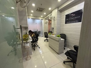  Office Space For Rent in Netaji Subhash Place