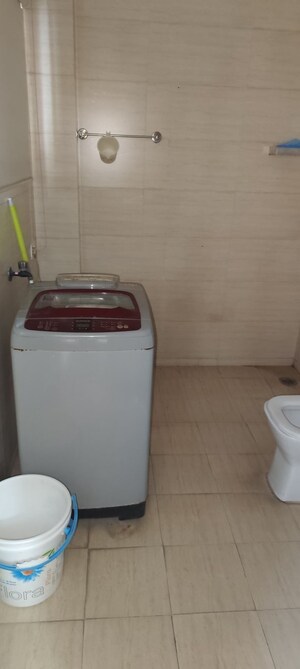 Furnished Amenities in 4 BHK Builder Floor at RWA Apartments Sector 51, Sector 51 – for Rent