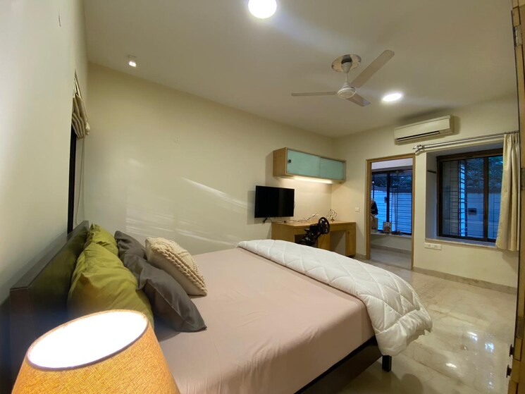 Bedroom, bandra west 4 Bedroom 1500 Sq.Ft. Apartment In Bandra West Mumbai 9555625