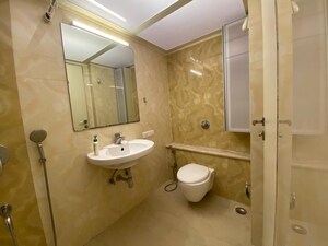 Bathroom in 4 BHK Apartment at Bandra West – for Rent