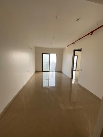 2 BHK Apartment For Rent in Rustomjee Summit, Borivali East