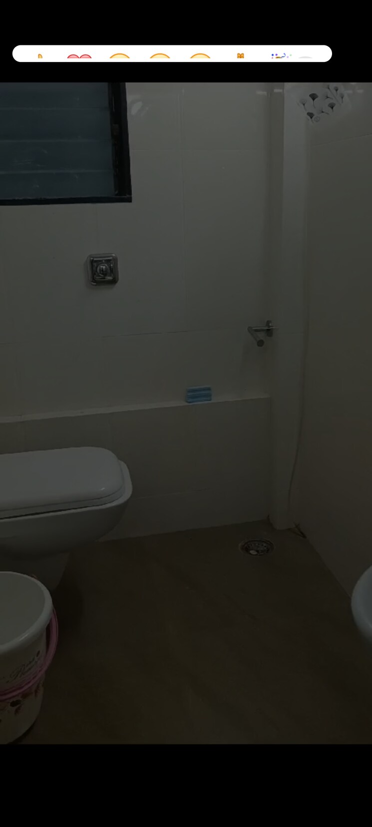 Bathroom, amit-tata-employees-chs 2 Bedroom 763 Sq.Ft. Apartment In Prabhadevi Mumbai 9555630