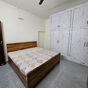 1 BHK Builder Floor For Rent in Sector 9