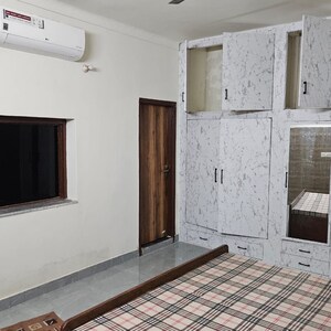 Kitchen in 1 BHK Builder Floor at Sector 9 – for Rent