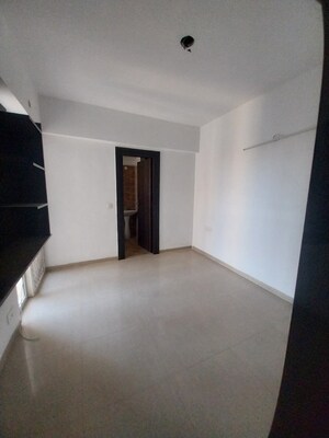 Furnished Amenities in 2.5 BHK Apartment at Paras Tierea, Sector 137 – for Rent