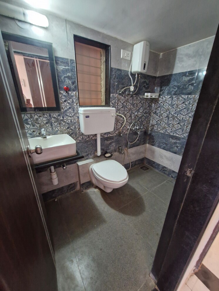Bathroom, agarwal-paramount 2 Bedroom 525 Sq.Ft. Apartment In Virar West Palghar 9555659