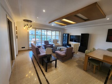 4 BHK Apartment For Rent in Juhu