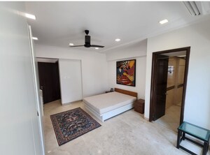 Bedroom in 4 BHK Apartment at Juhu – for Rent