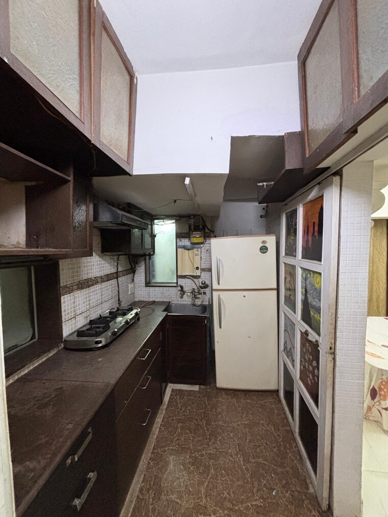 Kitchen, golds-green-apartment 2 Bedroom 770 Sq.Ft. Apartment In Andheri West Mumbai 9555696
