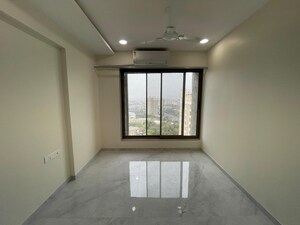 2 BHK Apartment For Rent in Gurukrupa Nirmalam, Bandra East