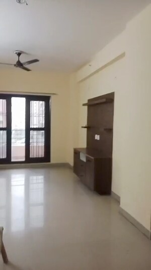 2 BHK Apartment For Rent in RPS Savana, Sector 88