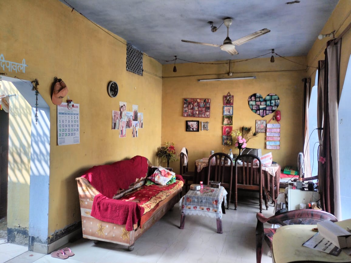 6 BHK + Extra Room Independent House For Sale in Thakurganj