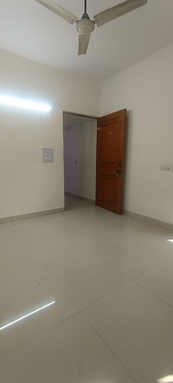 3 BHK Apartment For Sale in Vikas Puri