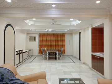 Living Room in 5 BHK Villa at Chembur – for Rent