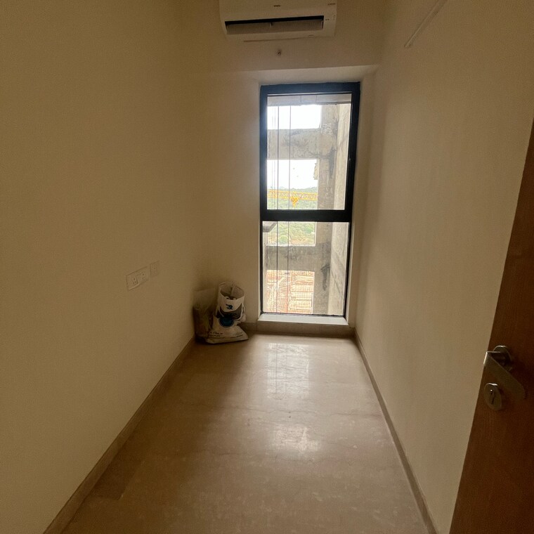 Room, lodha-woods 3.5 Bedroom 1168 Sq.Ft. Apartment In Lokhandwala Mumbai 9555881