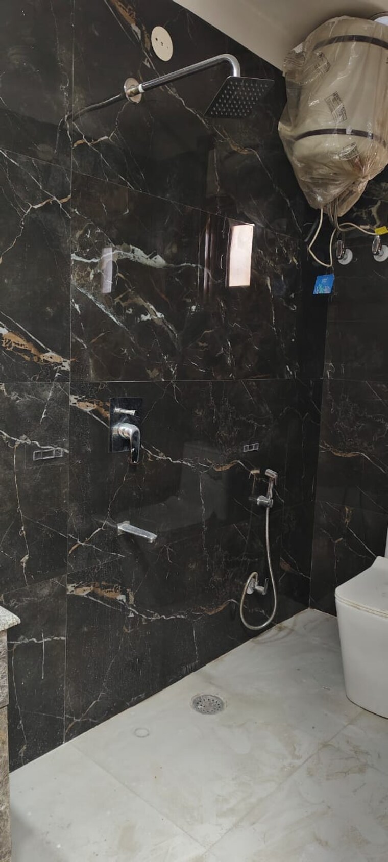 Gym, saket 2 Bedroom 950 Sq.Ft. Builder Floor In Saket Delhi 9555902