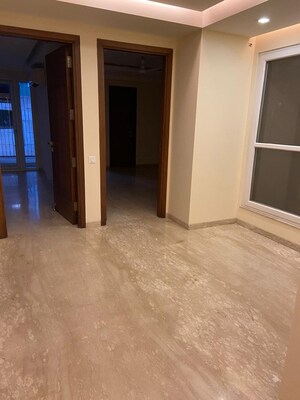 Room in 4 BHK Apartment at Greater Kailash I – for Sale