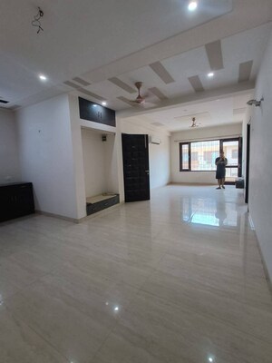 Living Room in 3 BHK Builder Floor at Chattarpur – for Rent