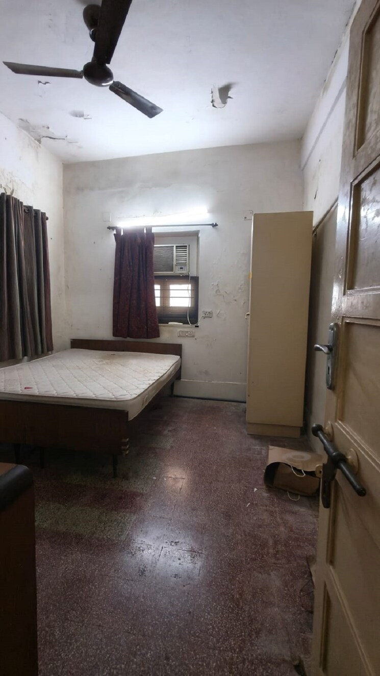 Living Room, bandra west 1 Bedroom 500 Sq.Ft. Apartment In Bandra West Mumbai 9555921