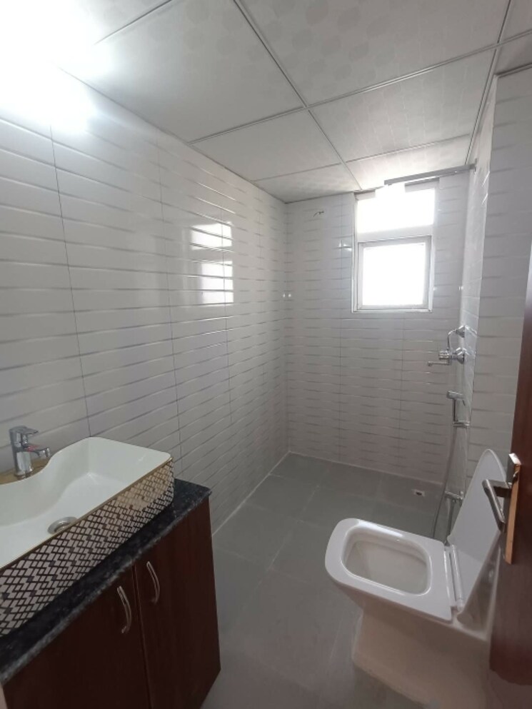 Bathroom, aims-greens-avenue 3 Bedroom 1440 Sq.Ft. Apartment In Sector 4 Greater Noida Greater Noida 9555946