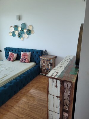 Master Bedroom in 3 BHK Apartment at DLF The Crest, Sector 54 – for Rent