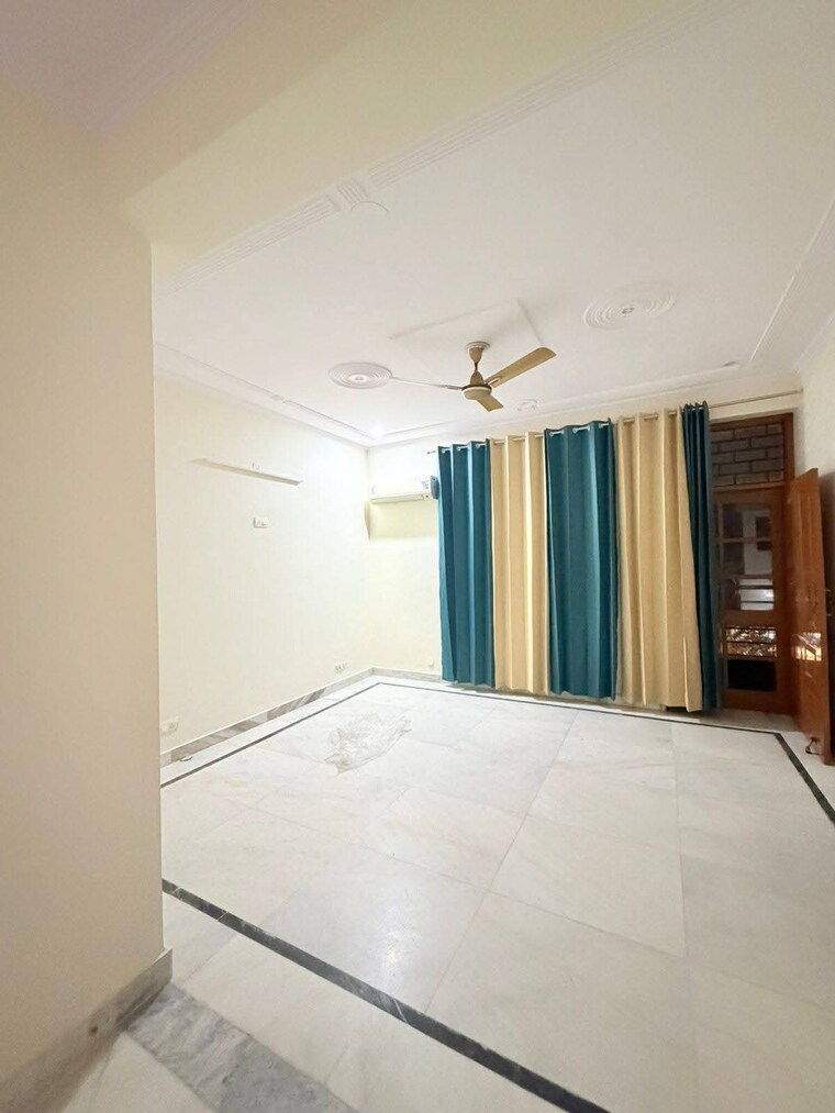Living Room, chattarpur 2 Bedroom 850 Sq.Ft. Builder Floor In Chattarpur Delhi 9556034
