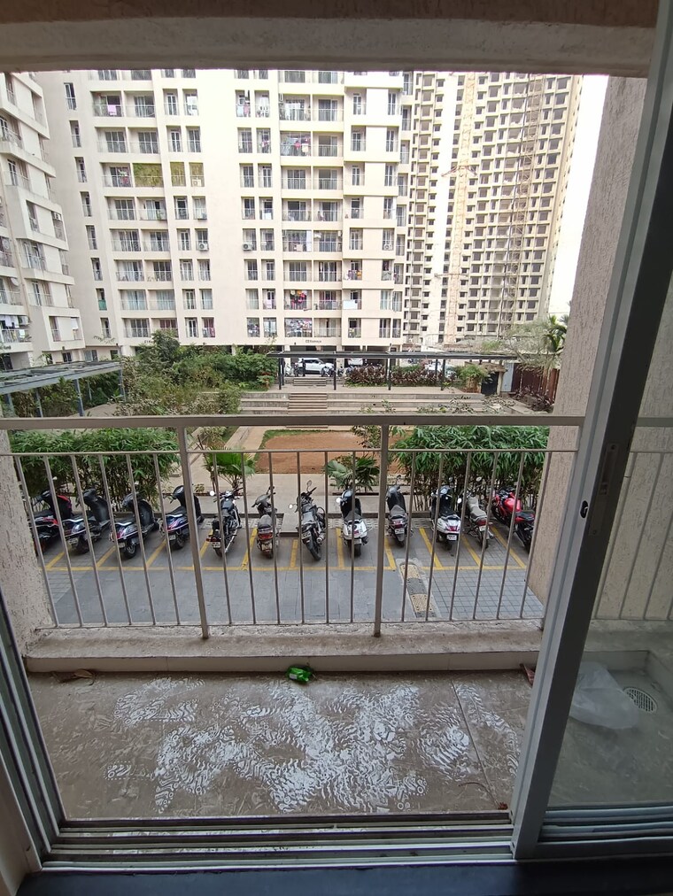 Balcony, hiranandani-estate 1 Bedroom 300 Sq.Ft. Apartment In Ghodbunder Road Thane 9556029