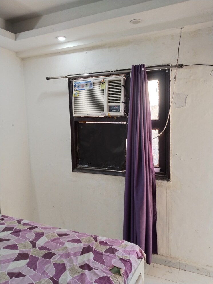 undefined, blessed-homes 1 RK 350 Sq.Ft. Builder Floor In Sector 70 Noida 9556049