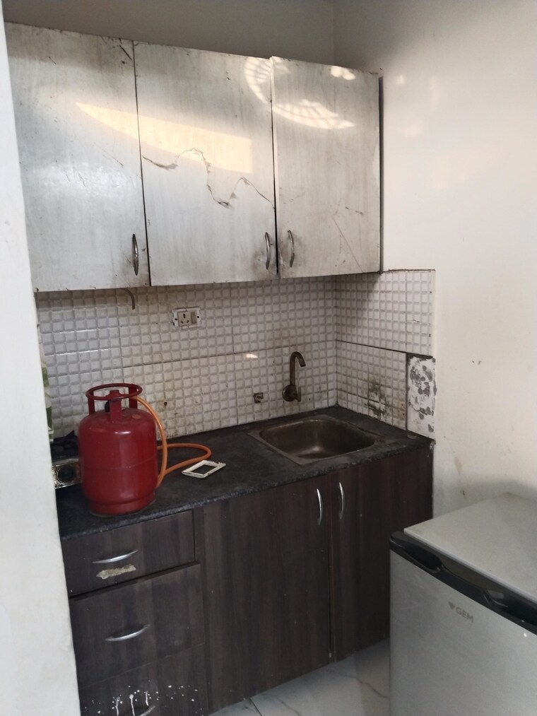 Kitchen, blessed-homes 1 RK 350 Sq.Ft. Builder Floor In Sector 70 Noida 9556049