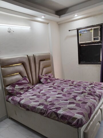 Bedroom in 1 RK Builder Floor at Blessed Homes, Sector 70 – for Rent