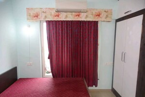 Bedroom in 2 BHK Apartment at Mantri Park, Goregaon East – for Rent