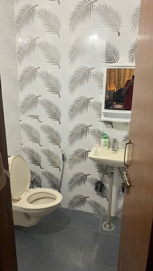 Staircase in 2.5 BHK Independent House at Palam Vihar – for Rent