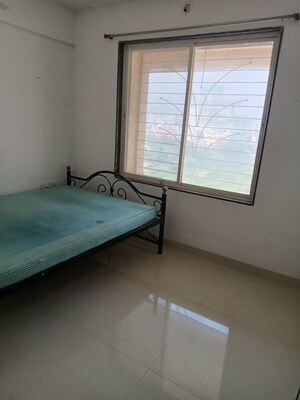 Room in 2 BHK Apartment at NSG Royal One, Pimple Nilakh – for Rent