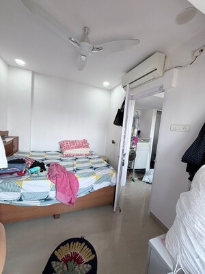 Master Bedroom in 1 BHK Apartment at Sunrise Tower Goregaon, Goregaon West – for Rent