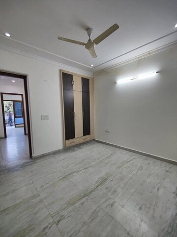 Room in 3 BHK Builder Floor at Chattarpur – for Rent