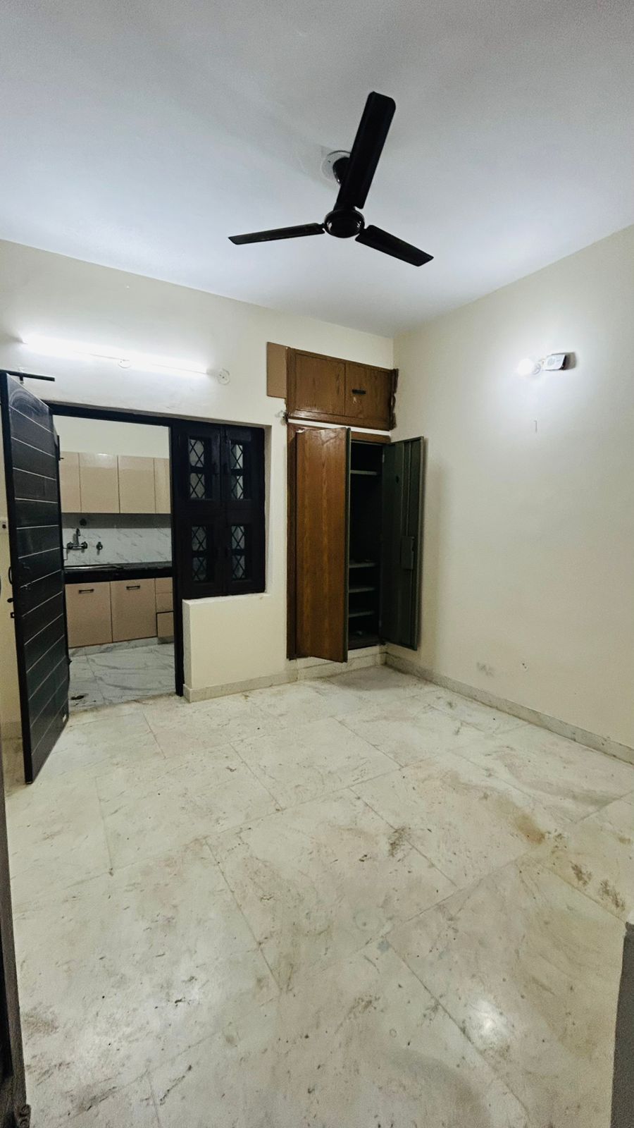 1 RkIndependent House For Rent in Palam Vihar