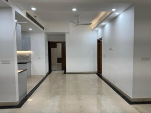 Room in 3 BHK Apartment at Omaxe The Forest, Sector 92 – for Rent