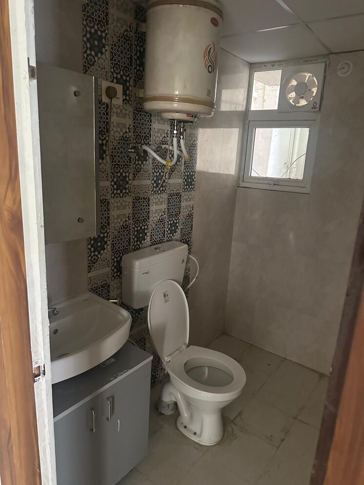 Bathroom, signature-the-millennia-3 2 Bedroom 661 Sq.Ft. Apartment In Sector 37d Gurgaon 9556197