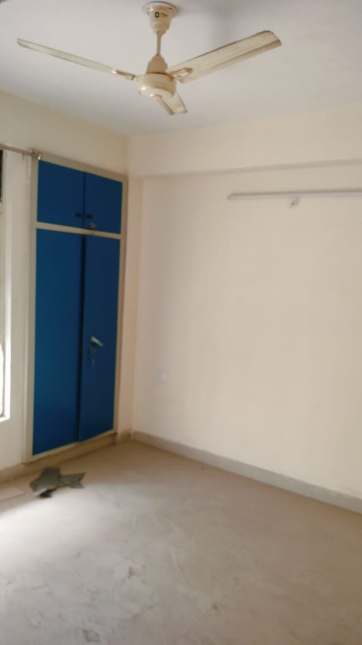 Room, radicon-vedantam 3 Bedroom 1375 Sq.Ft. Apartment In Sector 16c Greater Noida Greater Noida 9556151
