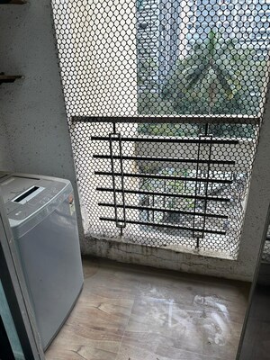 Bathroom in 2 BHK Apartment at Tulsi Chambers, Chembur – for Rent